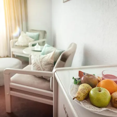 Traube Revital מלון Wurmlingen