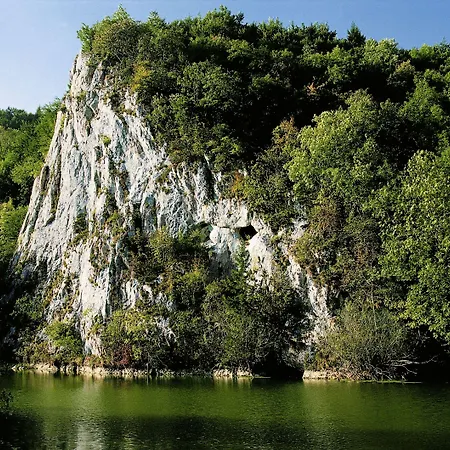 Traube Revital מלון Wurmlingen