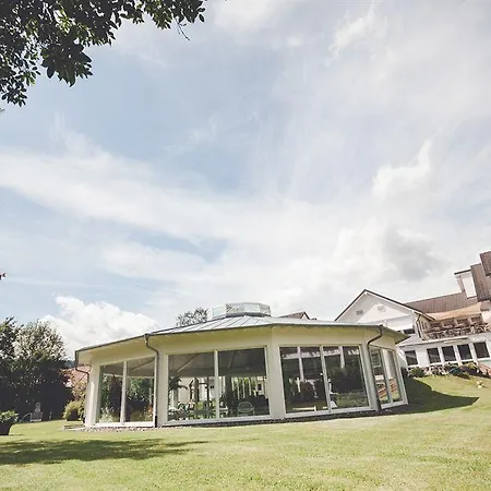 Traube Revital מלון Wurmlingen