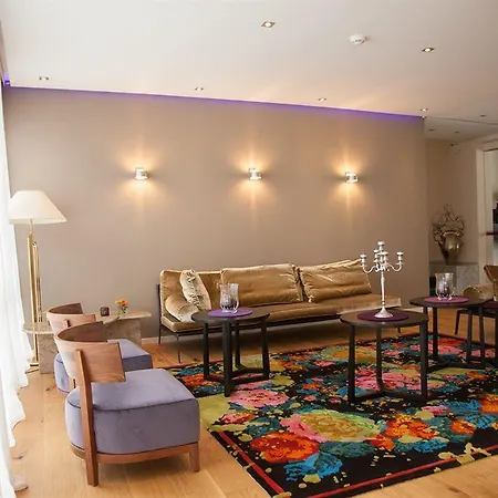 Traube Revital מלון 4*