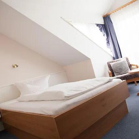 特拉贝酒店 4* Wurmlingen