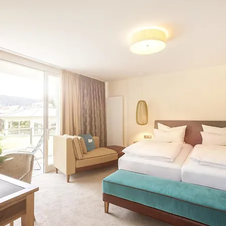 Traube Revital מלון