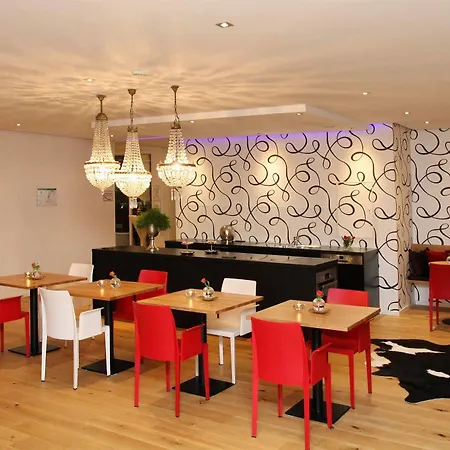 特拉贝酒店 4* Wurmlingen